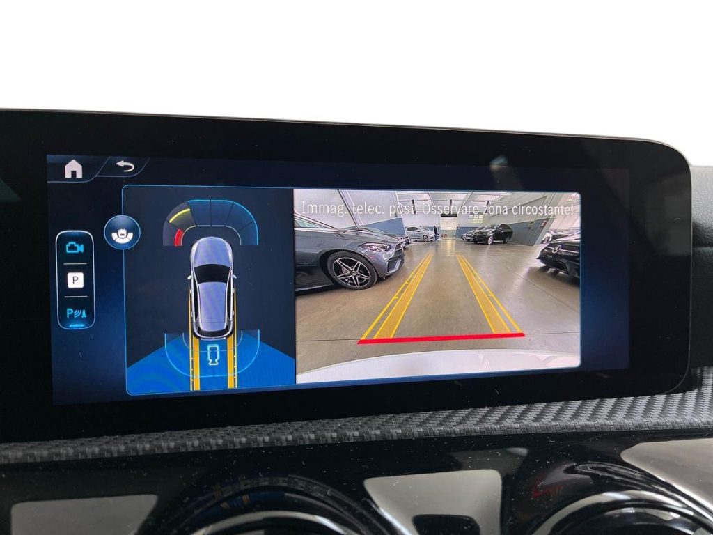 MERCEDES-BENZ A 180 d Automatic Advanced - 12