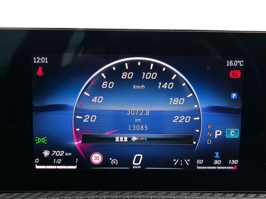 MERCEDES-BENZ A 180 d Automatic Advanced - 8