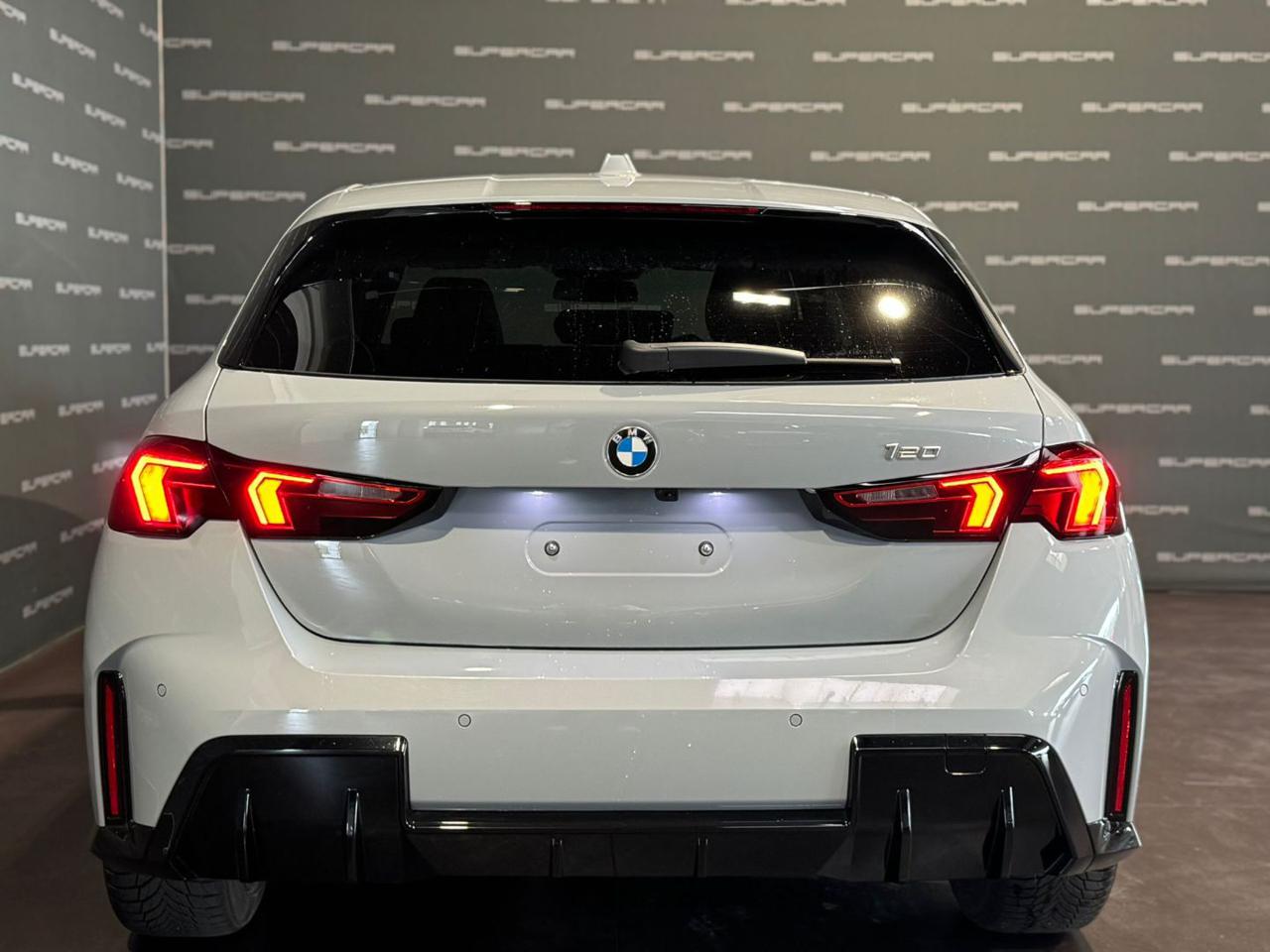 BMW 120 48V MSport - 4