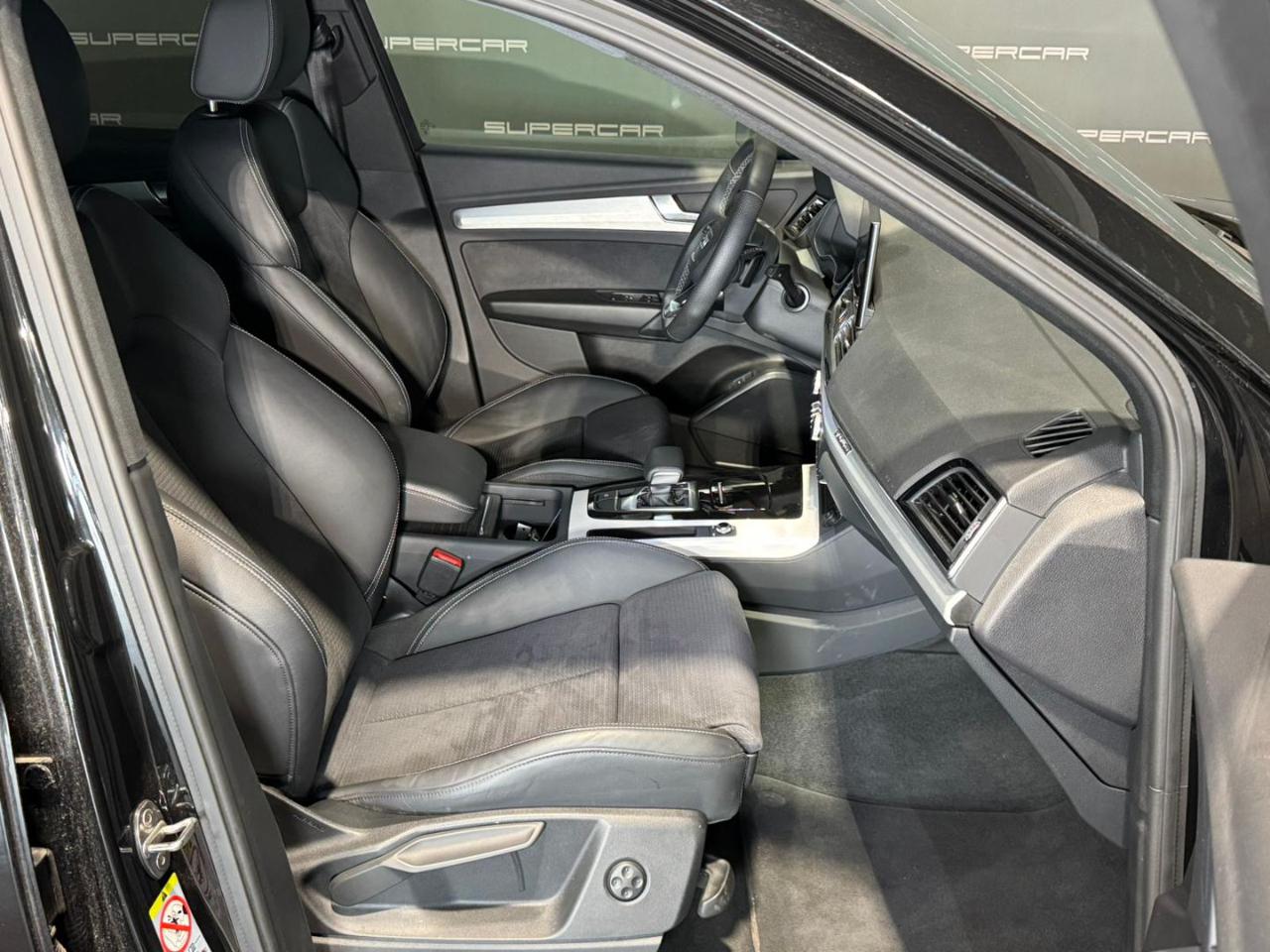 AUDI Q5 40 TDI 204 CV quattro S tronic Identity Black - 12