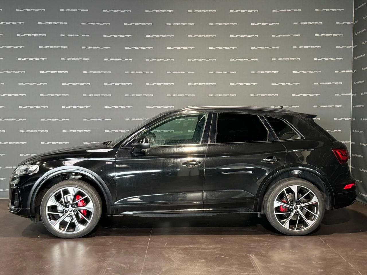 AUDI Q5 40 TDI 204 CV quattro S tronic Identity Black - 5