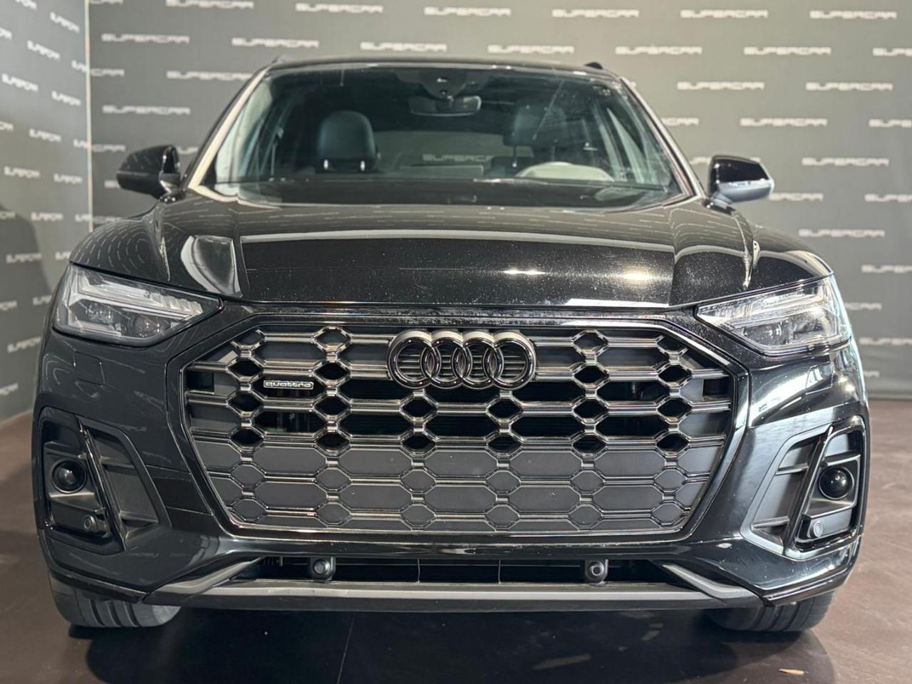 AUDI Q5 40 TDI 204 CV quattro S tronic Identity Black - 2
