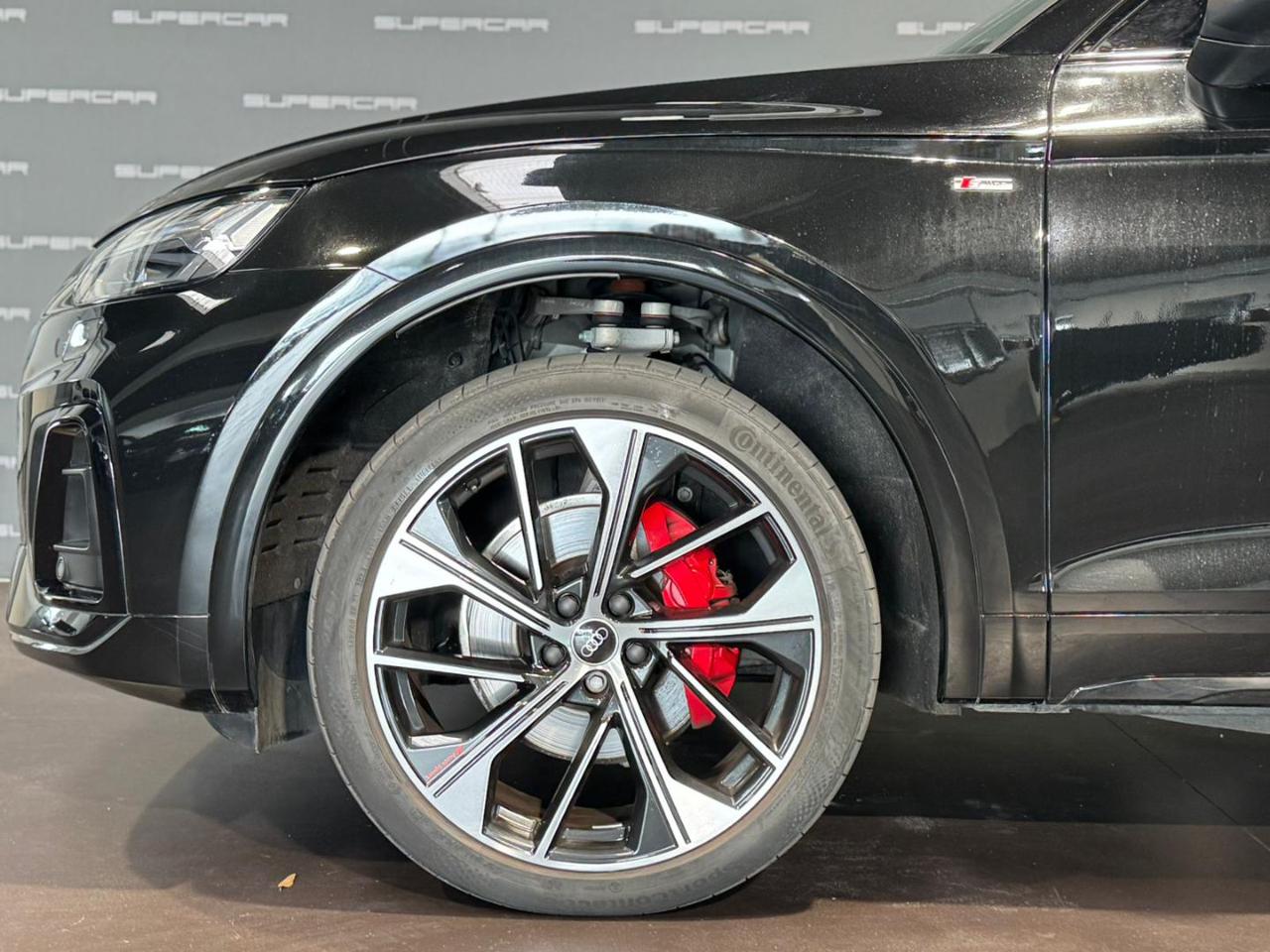 AUDI Q5 40 TDI 204 CV quattro S tronic Identity Black - 8