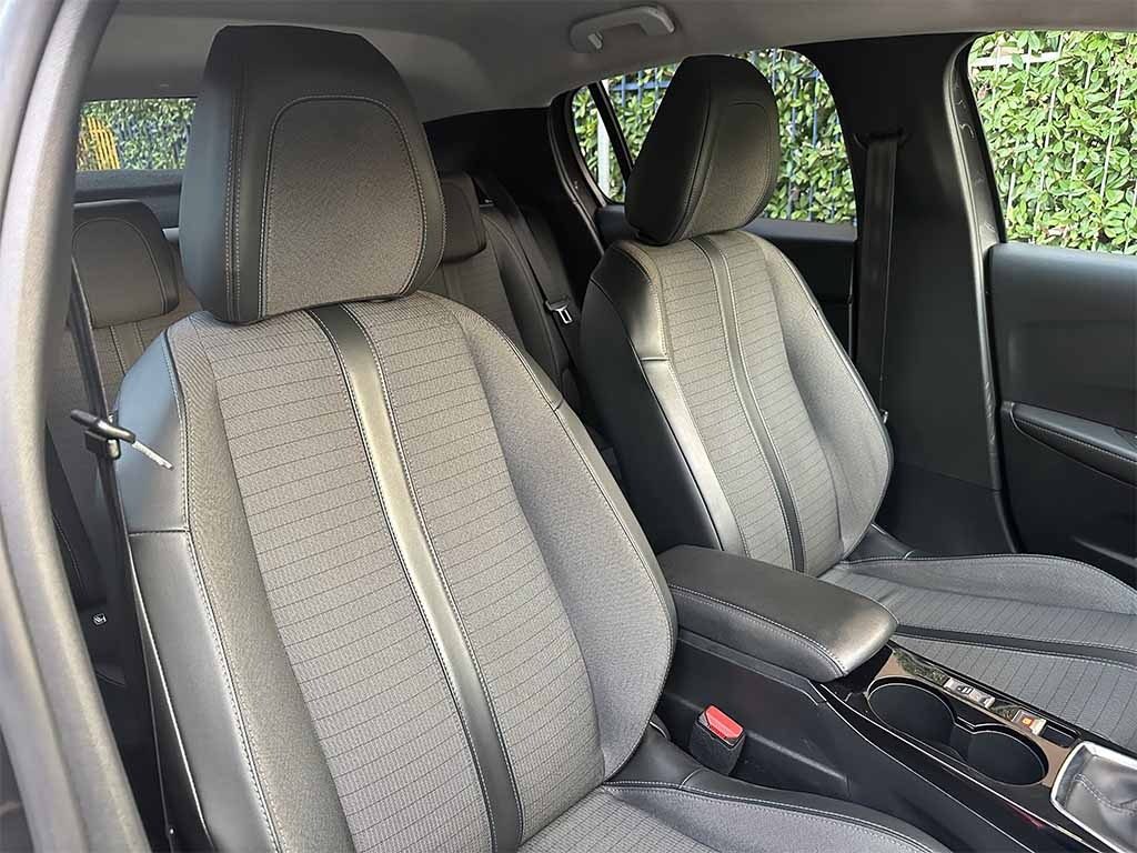 PEUGEOT 208 1.5 bluehdi Allure TELECAMERA POST. IVA ESPOSTA - 23