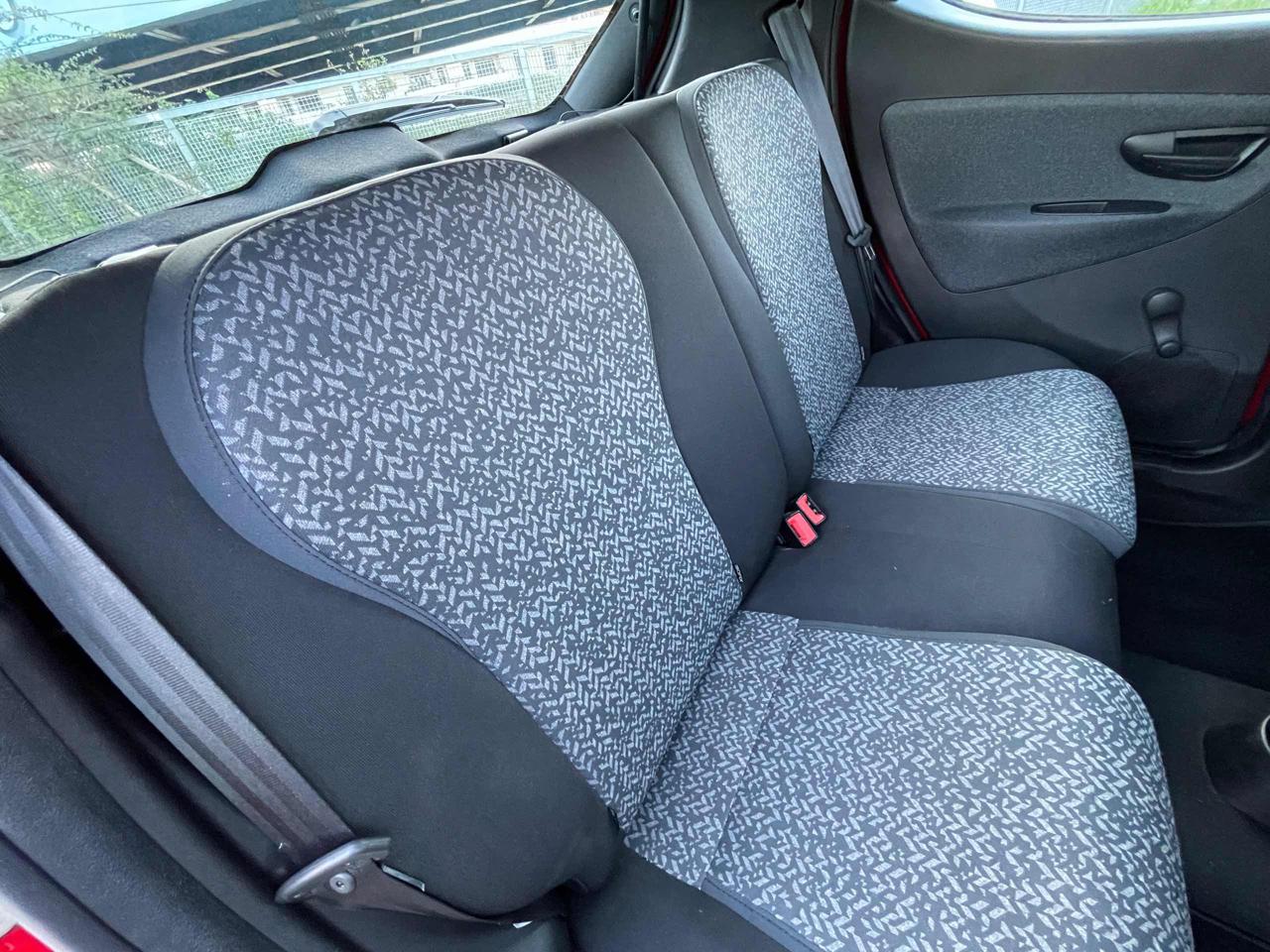 LANCIA Ypsilon 1.0 FireFly 5 porte S&S Hybrid Ecochic Silver - 10