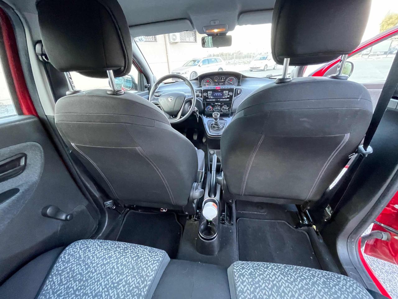 LANCIA Ypsilon 1.0 FireFly 5 porte S&S Hybrid Ecochic Silver - 9