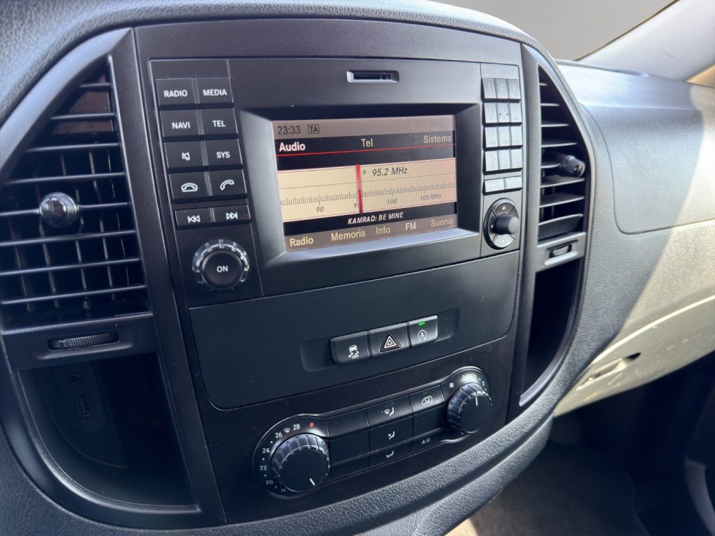 MERCEDES-BENZ Vito 114 cdi long - 14