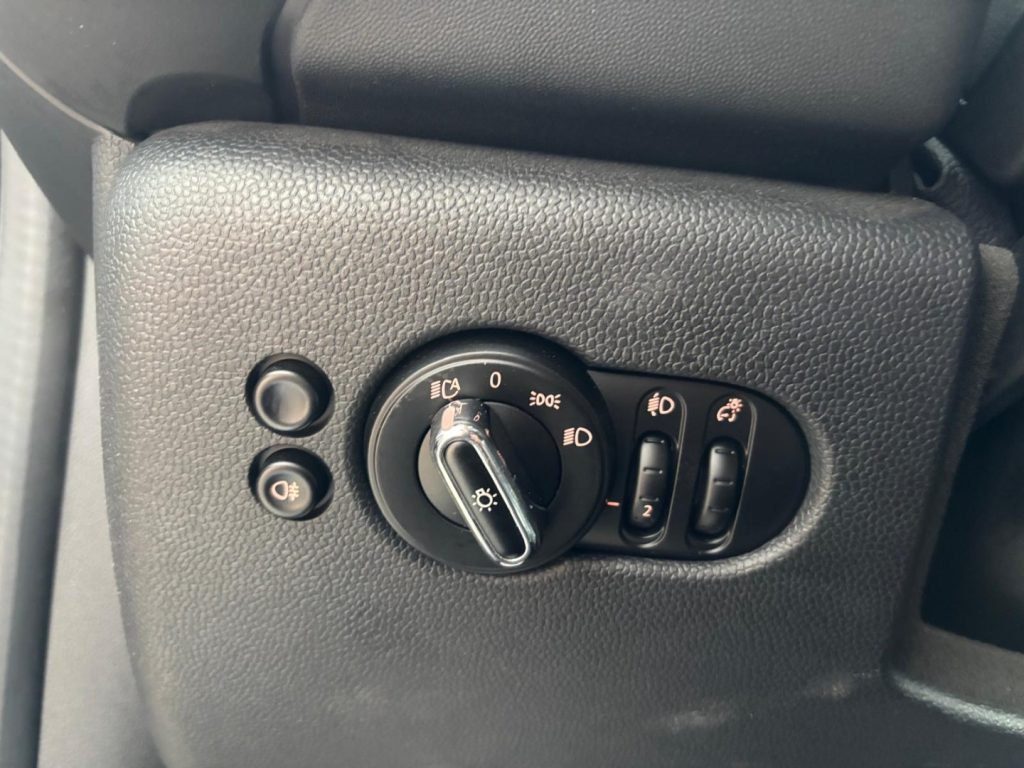 MINI Cooper SE BICOLOR UNIPROPRIETARIO - 12