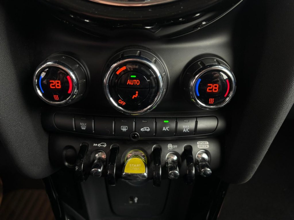 MINI Cooper SE BICOLOR UNIPROPRIETARIO - 11