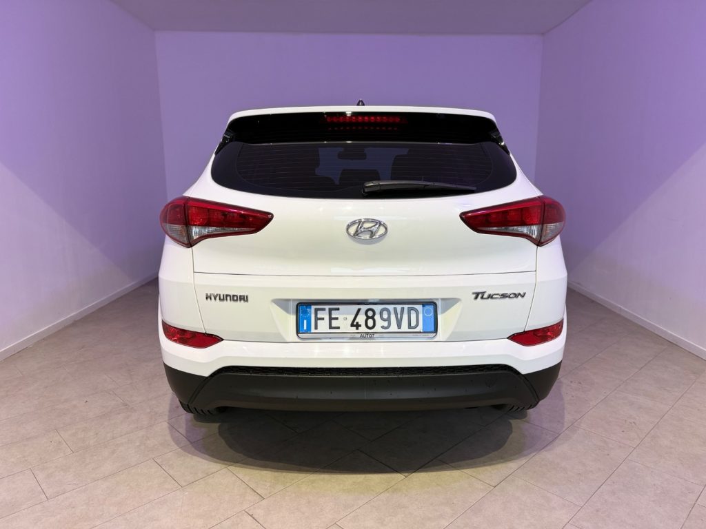 HYUNDAI Tucson 1.6 GDI Comfort - 14