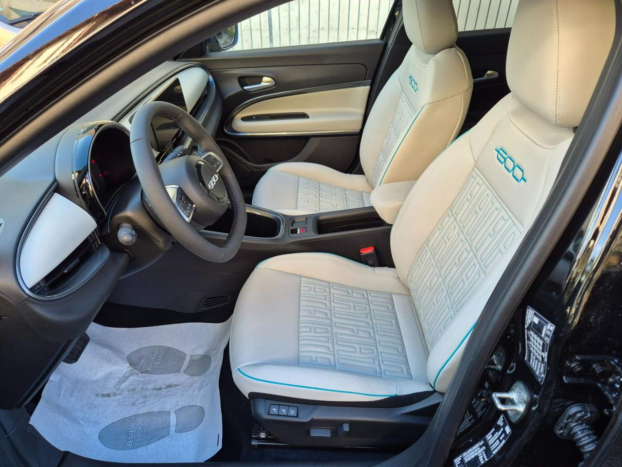 FIAT 600 Hybrid 110 CV DCT MHEV La Prima - 9