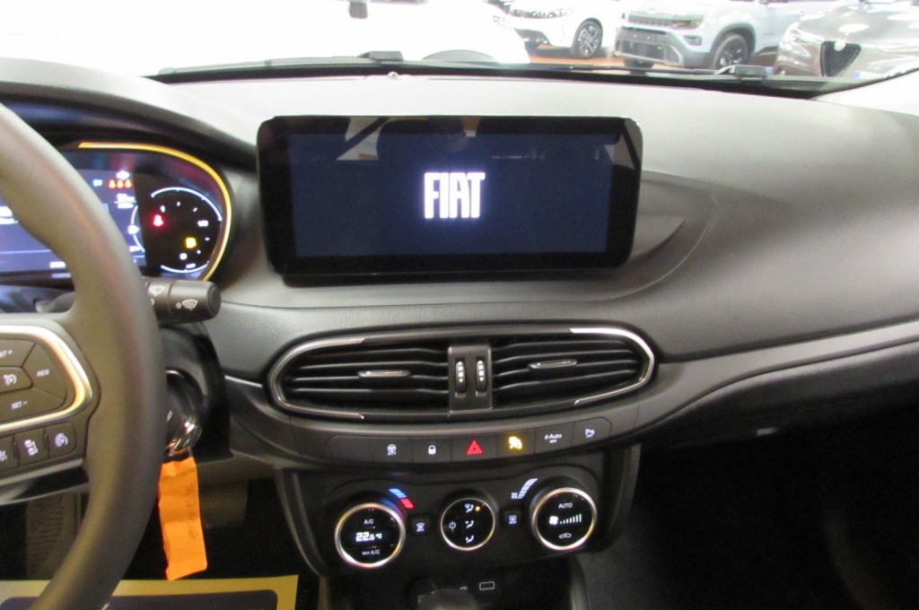 FIAT Tipo 1.5 Hybrid 130cv 5 porte Cross CAMBIO AUTOMATICO - 7