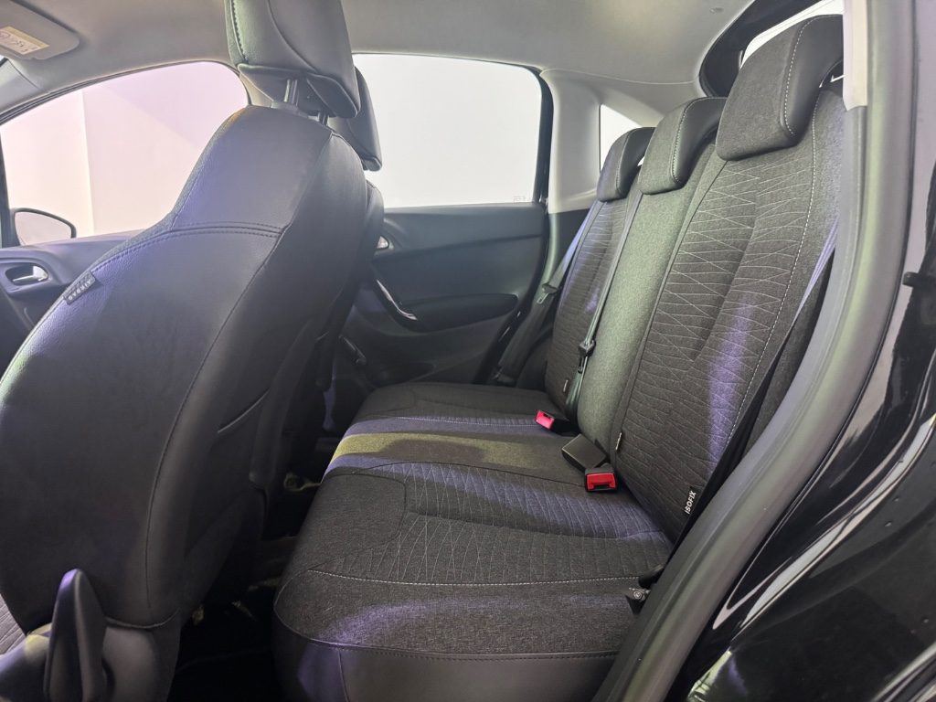 CITROEN C3 PureTech 82 Exclusive. - 13