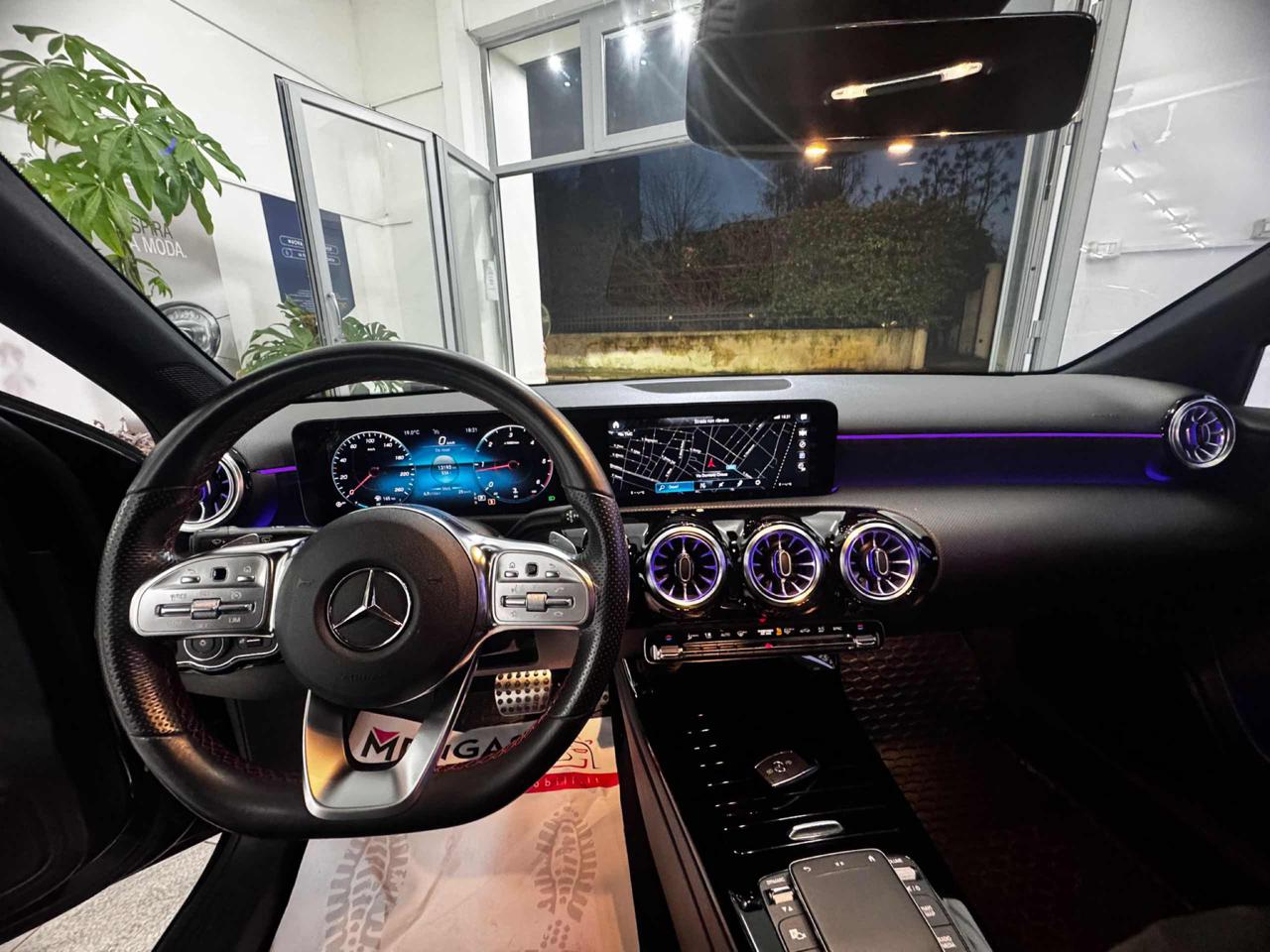 MERCEDES-BENZ A 180 d Automatic Premium AMG - 21