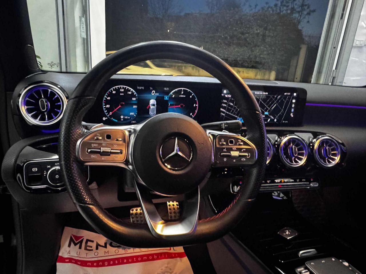 MERCEDES-BENZ A 180 d Automatic Premium AMG - 14