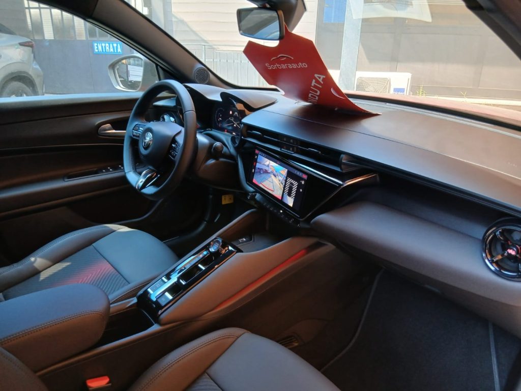 ALFA ROMEO Junior 1.2 136 CV Hybrid eDCT6 Speciale - 19