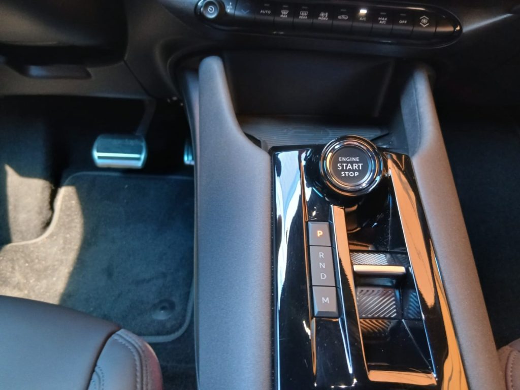 ALFA ROMEO Junior 1.2 136 CV Hybrid eDCT6 Speciale - 23