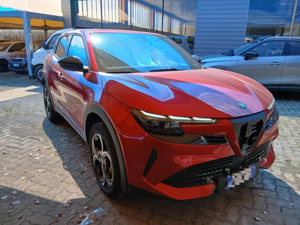 ALFA ROMEO Junior 1.2 136 CV Hybrid eDCT6 Speciale - 4