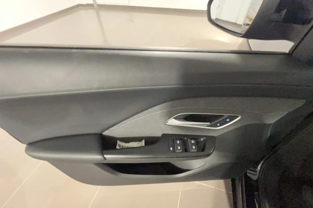 MG ZS 1.5 Standard - 5