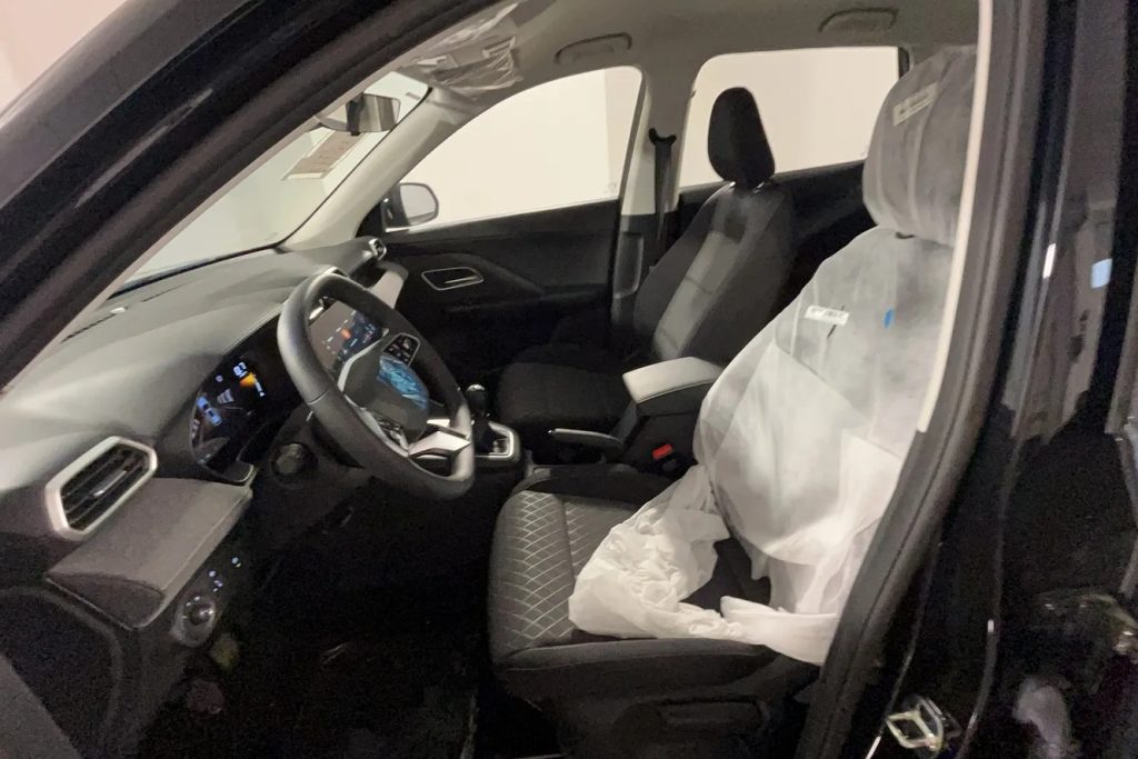 MG ZS 1.5 Standard - 13