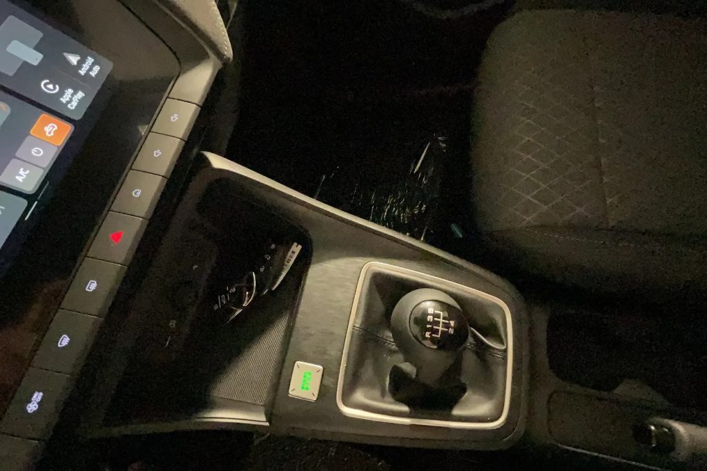 MG ZS 1.5 Standard - 14