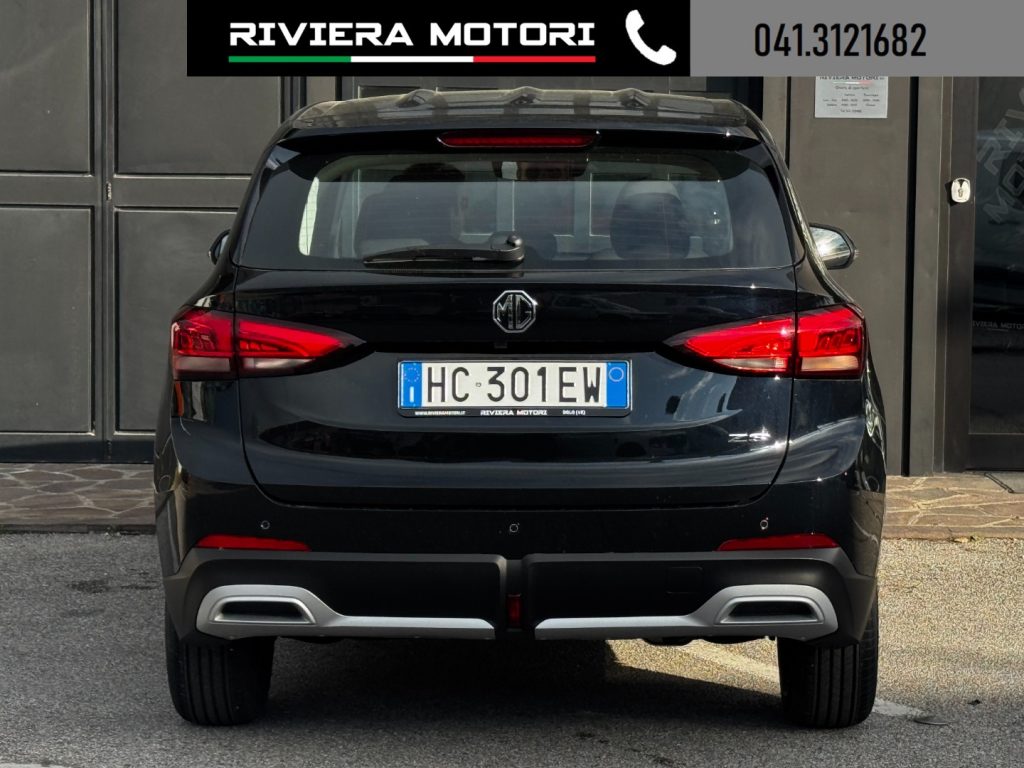 MG ZS 1.5 Standard - 11