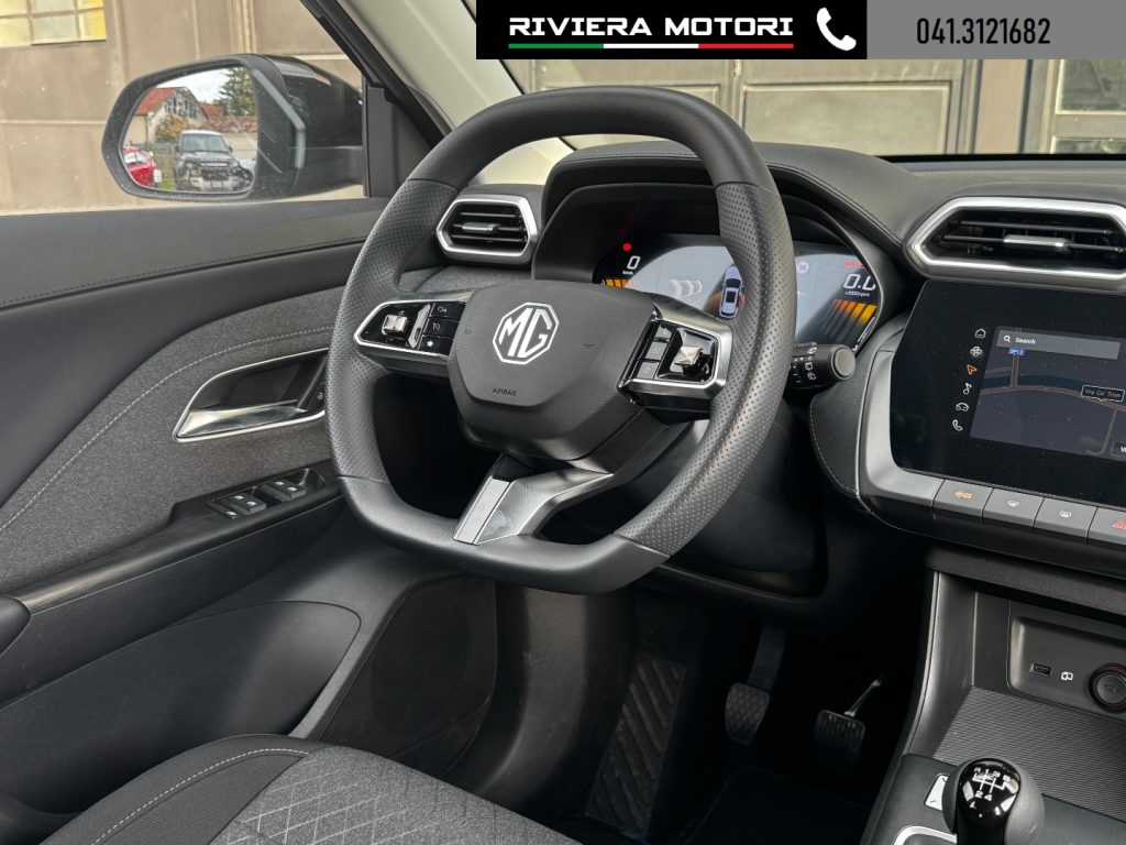 MG ZS 1.5 Standard - 4