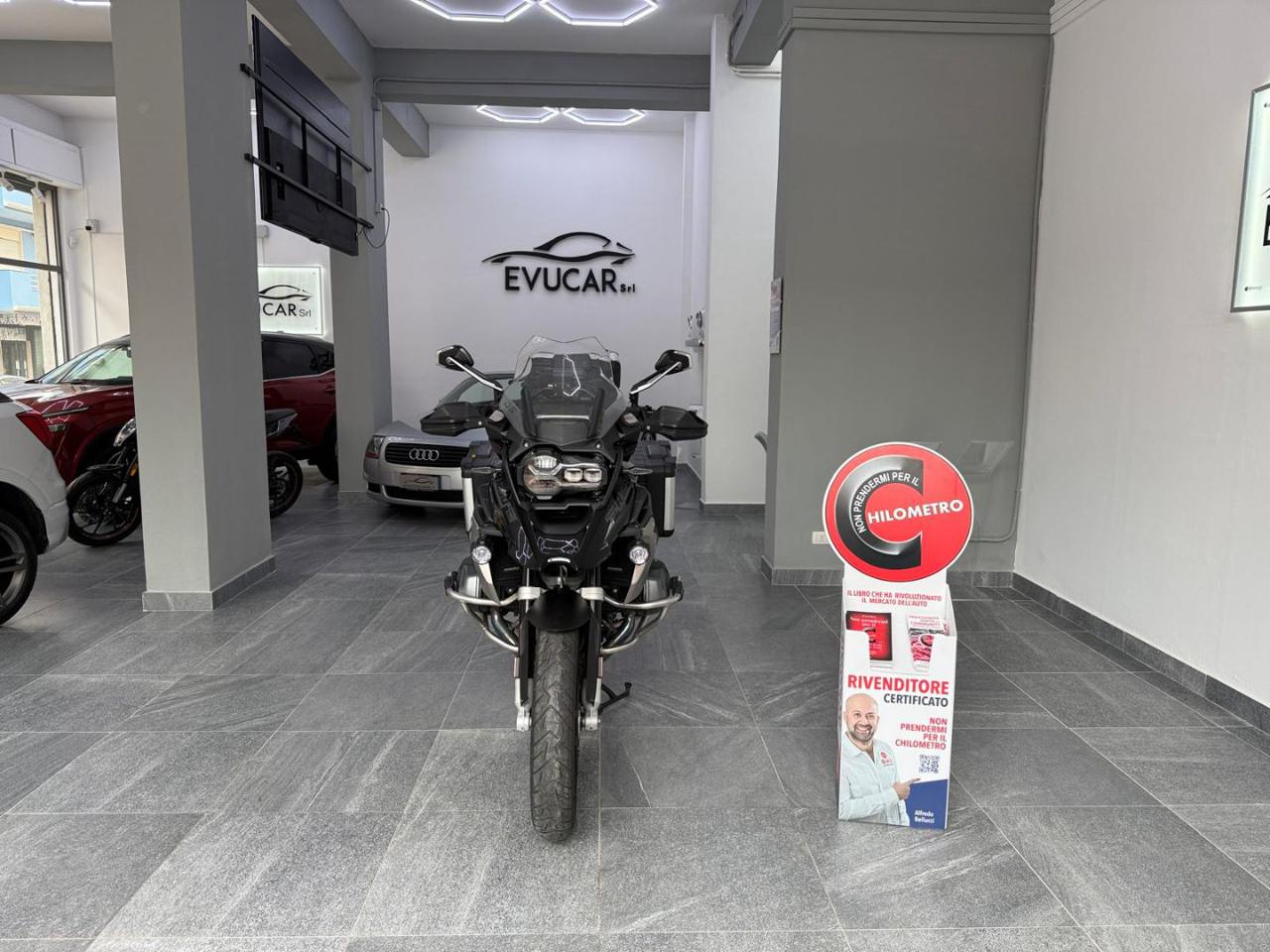 BMW R 1250 GS TRIPLE BLACK - 2