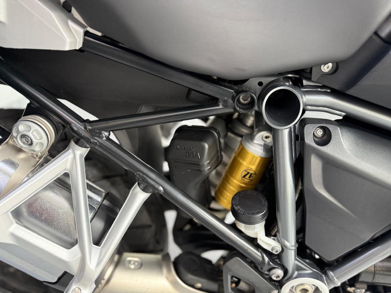 BMW R 1250 GS TRIPLE BLACK - 20