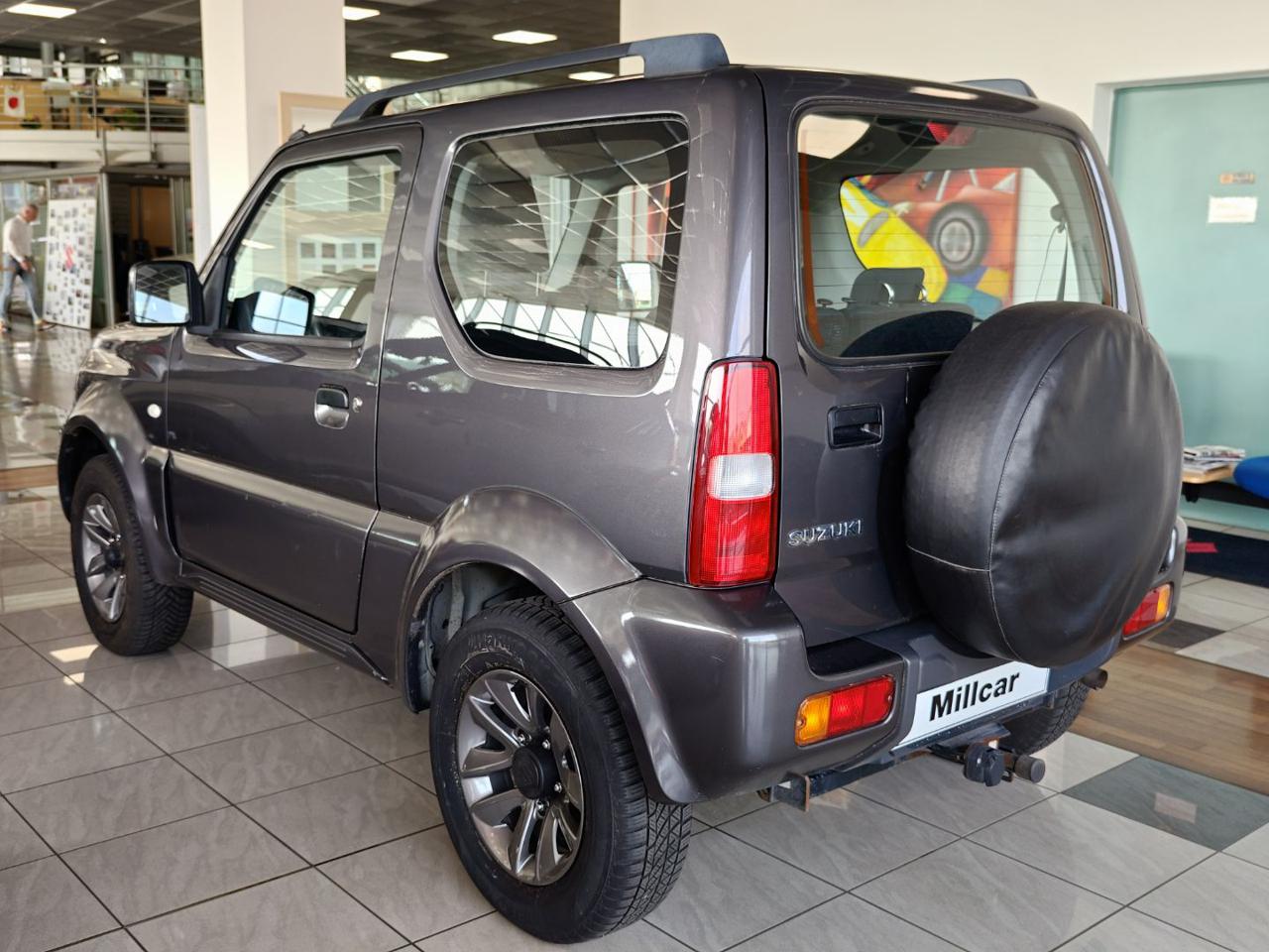 SUZUKI Jimny 1.3 4WD Evolution con GANCIO TRAINO - 2