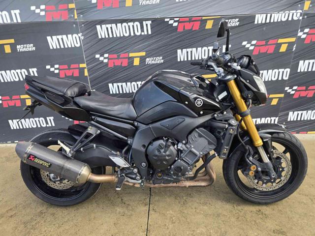 YAMAHA FZ8 Nero metallizzato