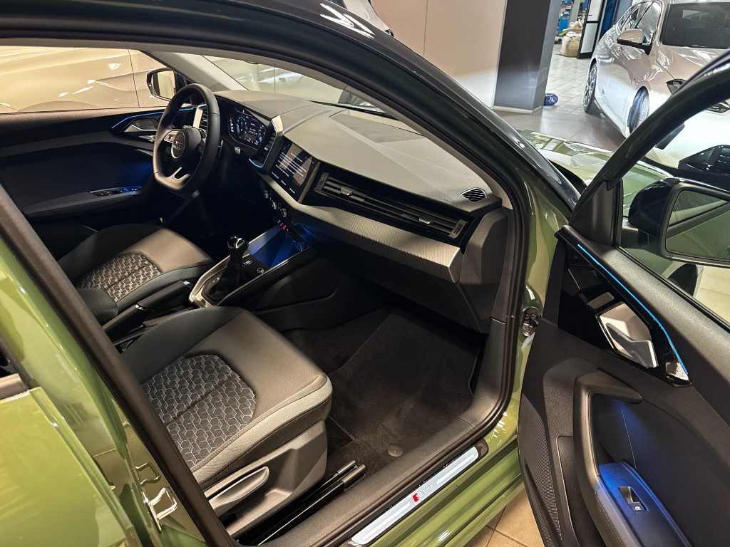 AUDI A1 SPB 30 TFSI S tronic ADRENALIN SLINE KM0 - 8