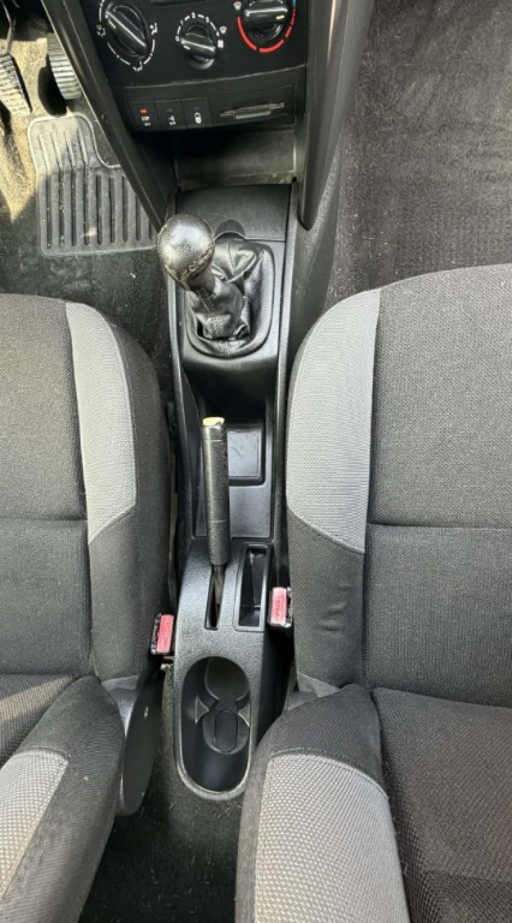 PEUGEOT 207 1.4 HDi 70CV 5 PORTE - 9