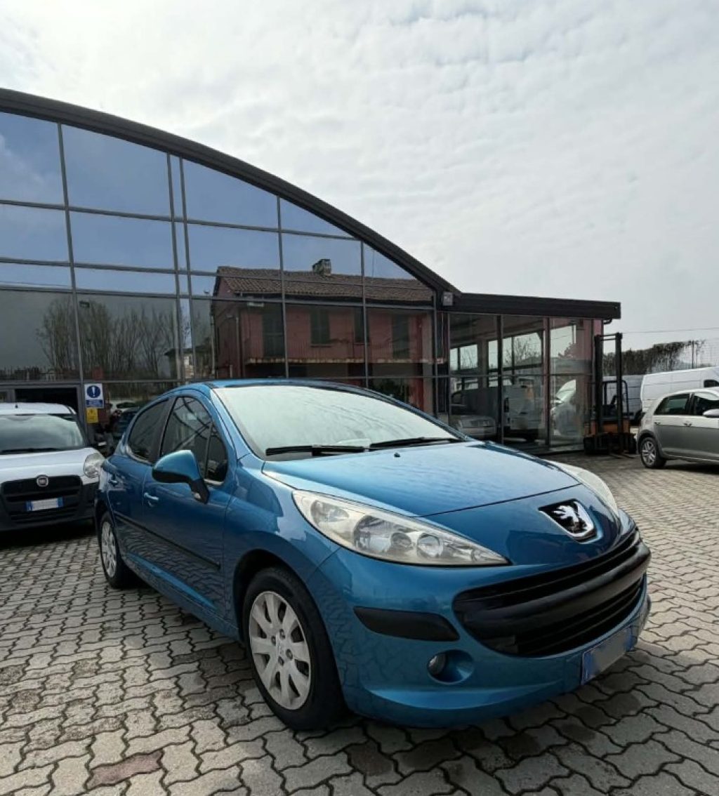 PEUGEOT 207 1.4 HDi 70CV 5 PORTE - 2