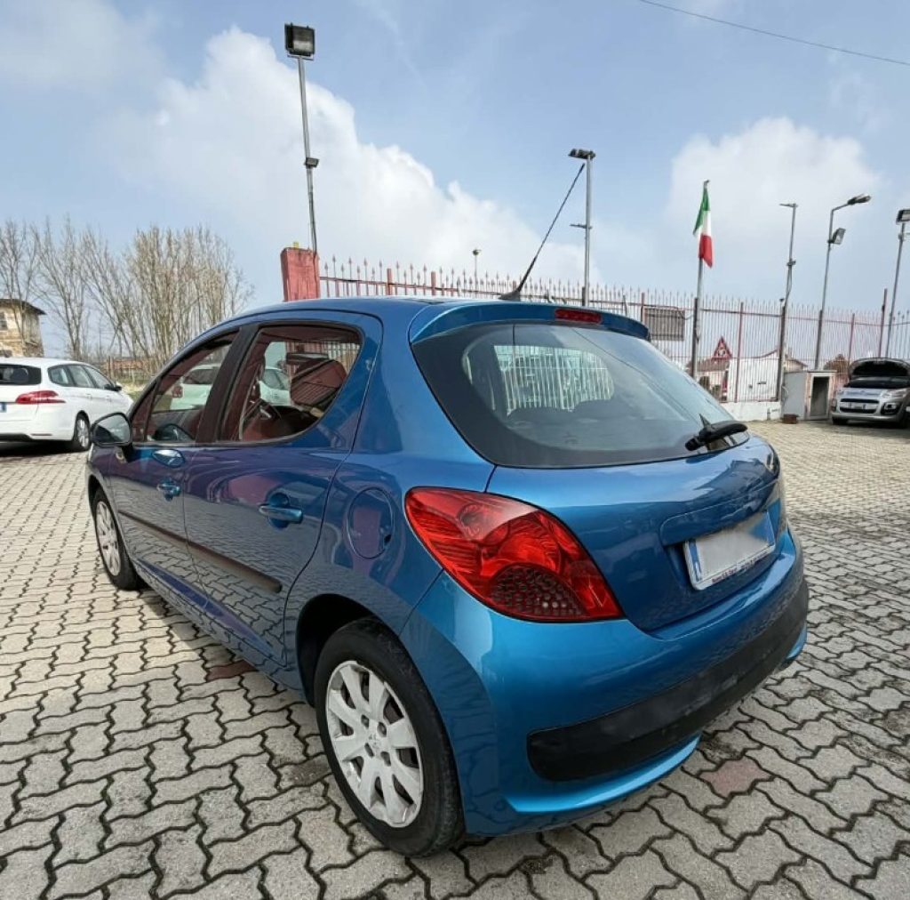 PEUGEOT 207 1.4 HDi 70CV 5 PORTE - 4