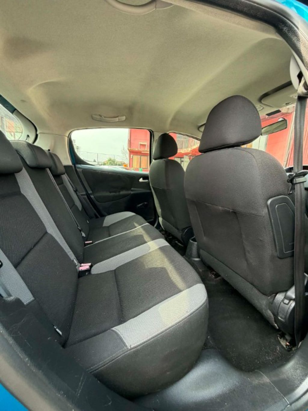 PEUGEOT 207 1.4 HDi 70CV 5 PORTE - 13