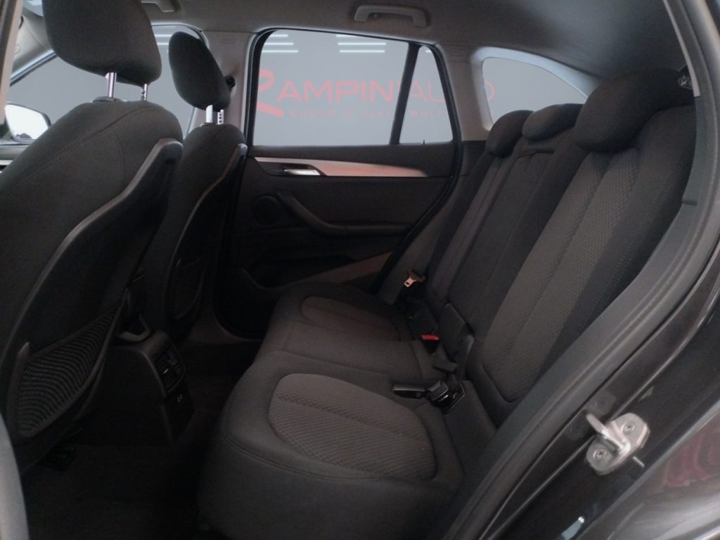 BMW X1 xDrive18d 4x4 Automatica 150 Cv Iva Esposta - 16