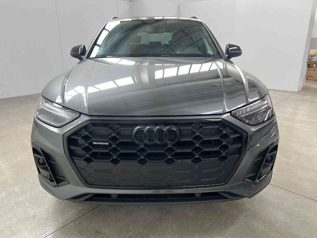 AUDI Q5 40 TDI 204 CV quattro S tronic Identity Black - 4