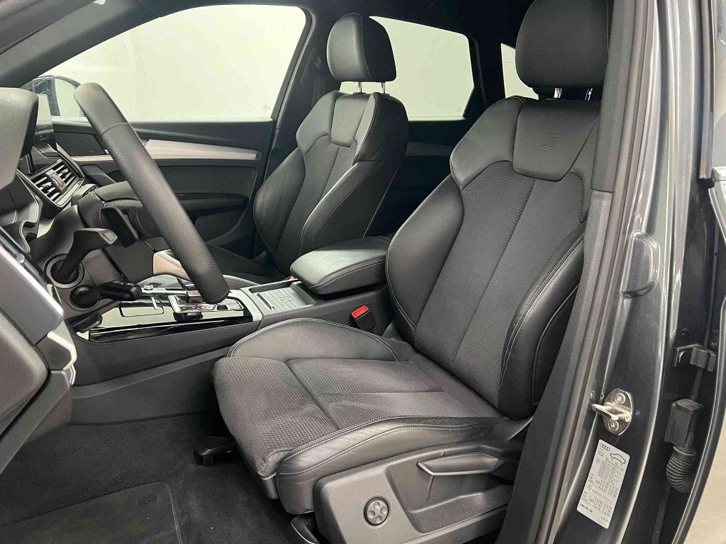 AUDI Q5 40 TDI 204 CV quattro S tronic Identity Black - 7