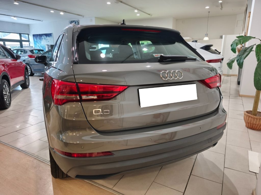 AUDI Q3 35 TDI Quattro S-Tronic Advanced Aziendale - 6