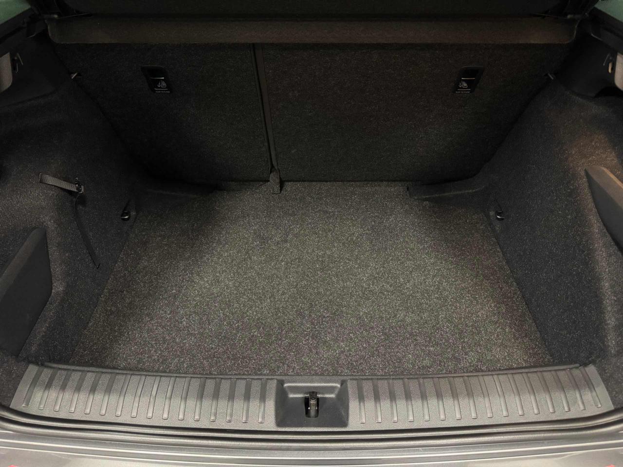 SKODA Kamiq 1.0 TSI 115 CV Black Dots - 19