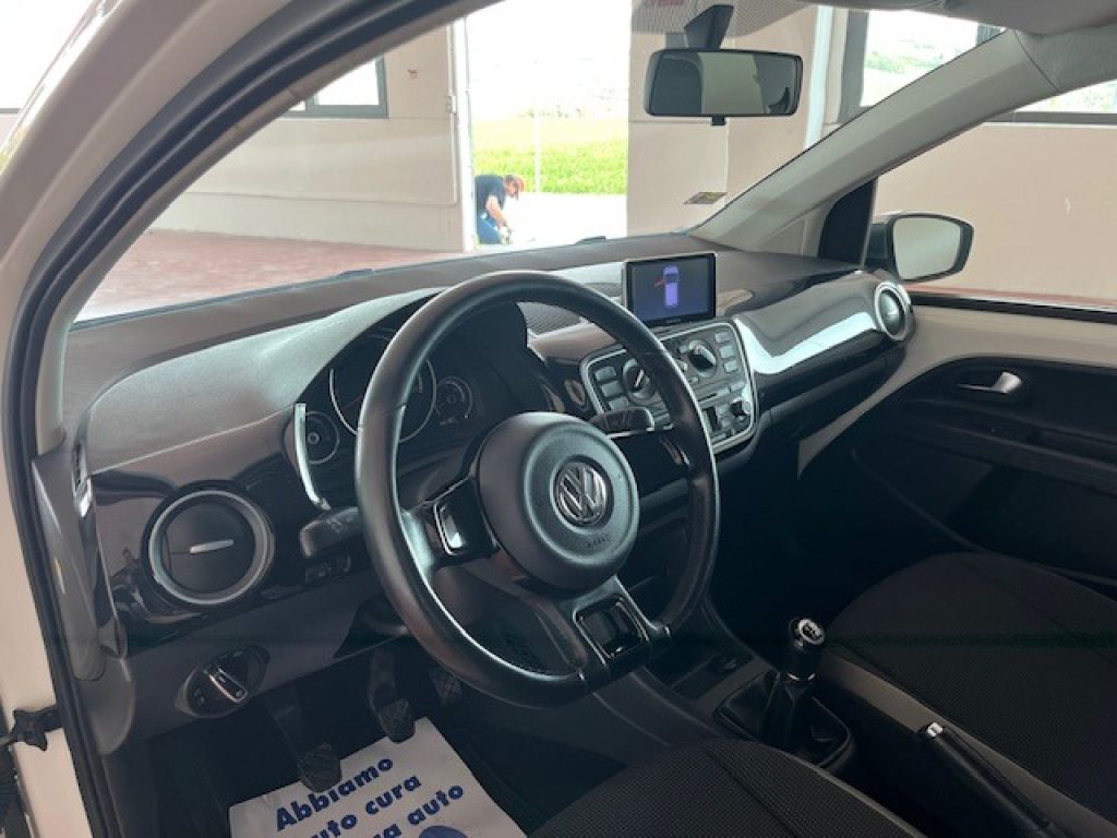 VOLKSWAGEN up! 1.0 75 CV 5 porte high up! - 9