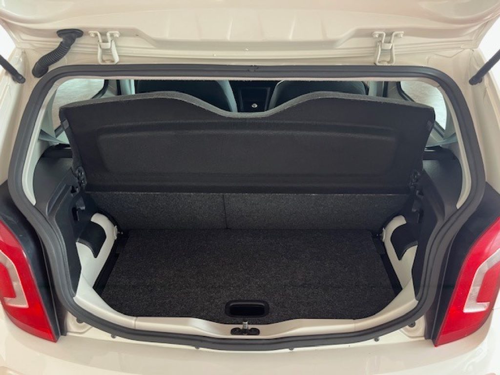 VOLKSWAGEN up! 1.0 75 CV 5 porte high up! - 14