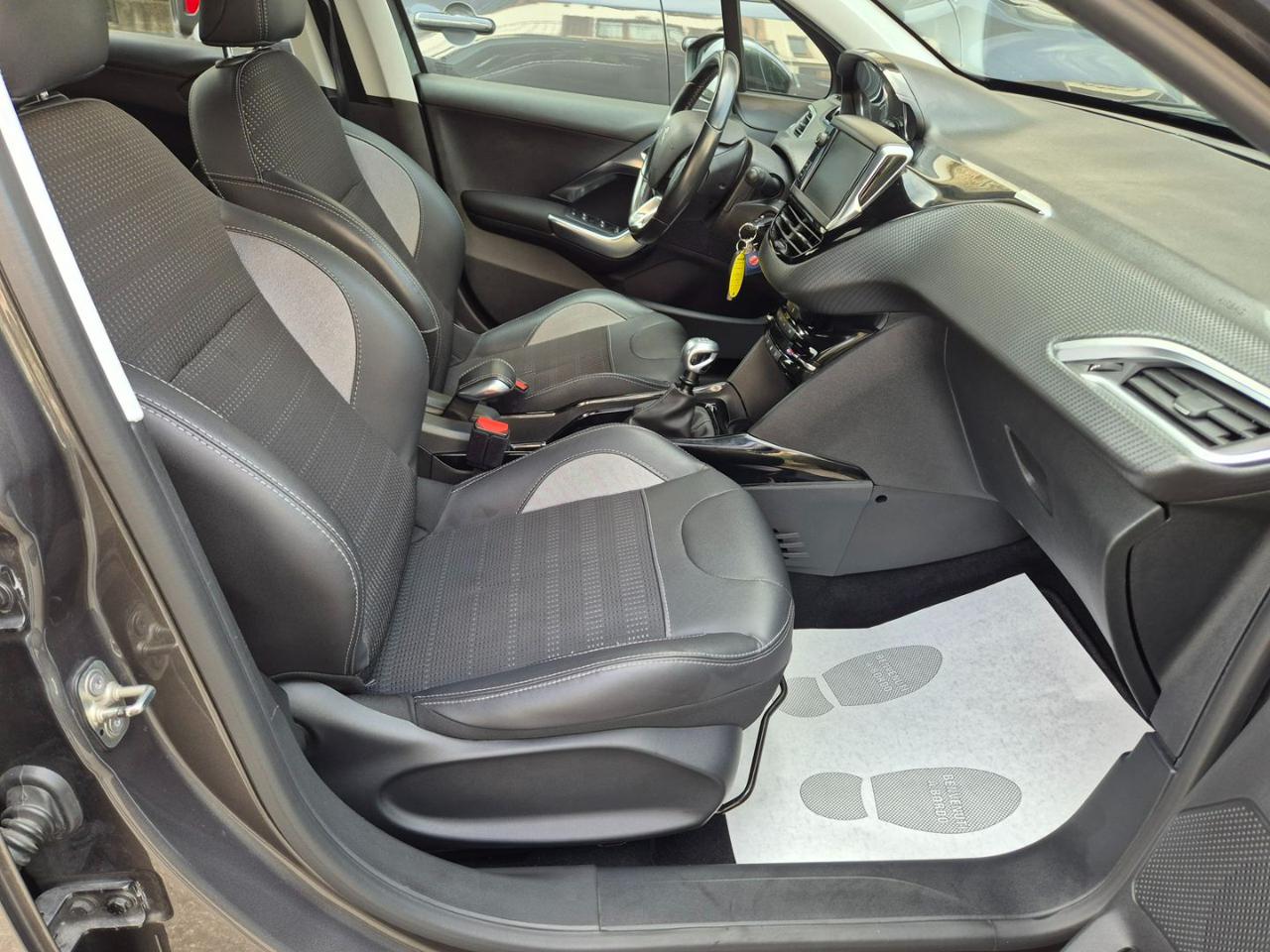 PEUGEOT 2008 1° serie BlueHDi 100 S&S Allure - 13