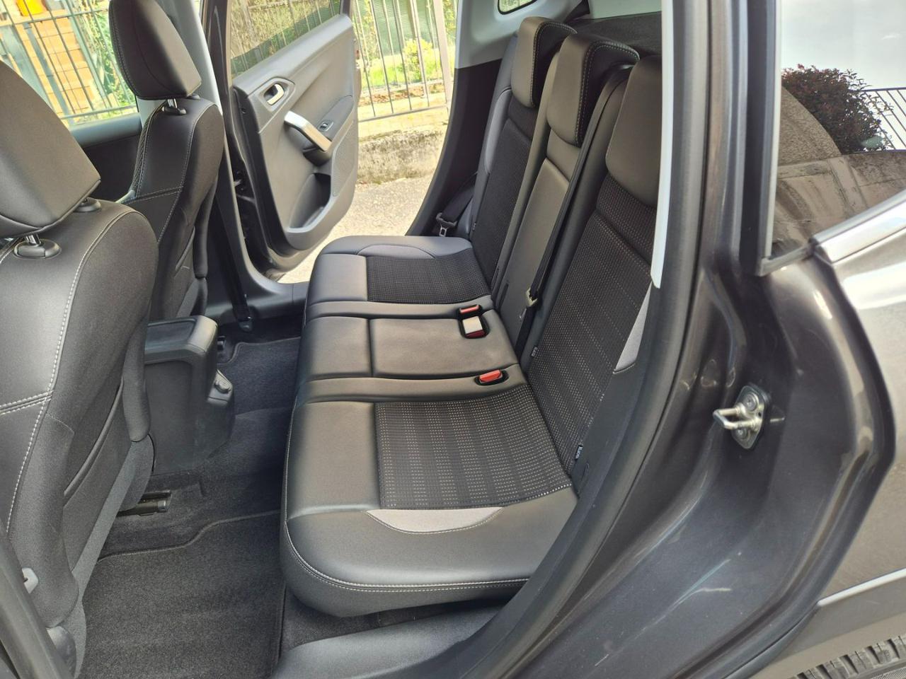 PEUGEOT 2008 1° serie BlueHDi 100 S&S Allure - 12