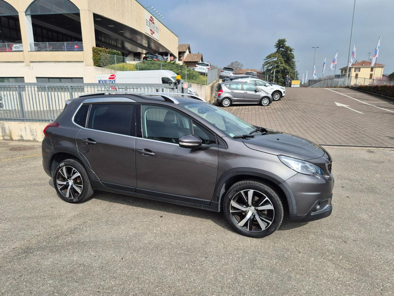 PEUGEOT 2008 1° serie BlueHDi 100 S&S Allure - 6