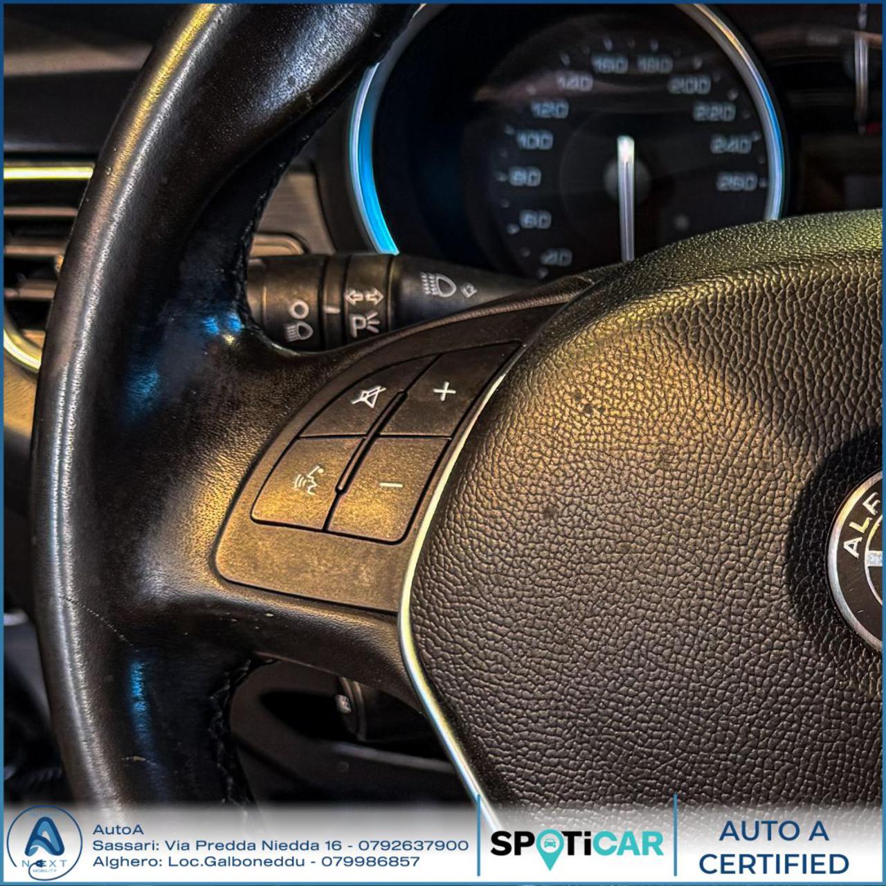 ALFA ROMEO Giulietta 1.6 JTDm-2 120 CV Distinctive - 16