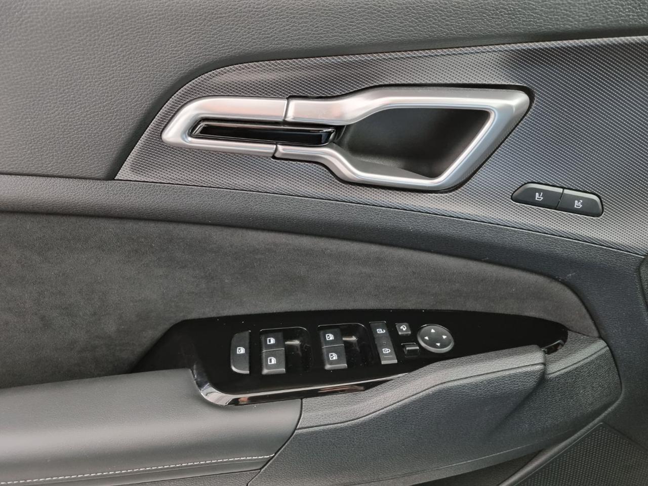 KIA Sportage 1.6 TGDi HEV AT GT-line - 19