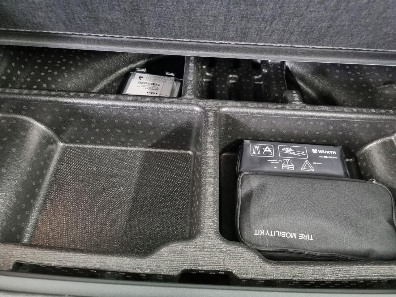 KIA Sportage 1.6 TGDi HEV AT GT-line - 20