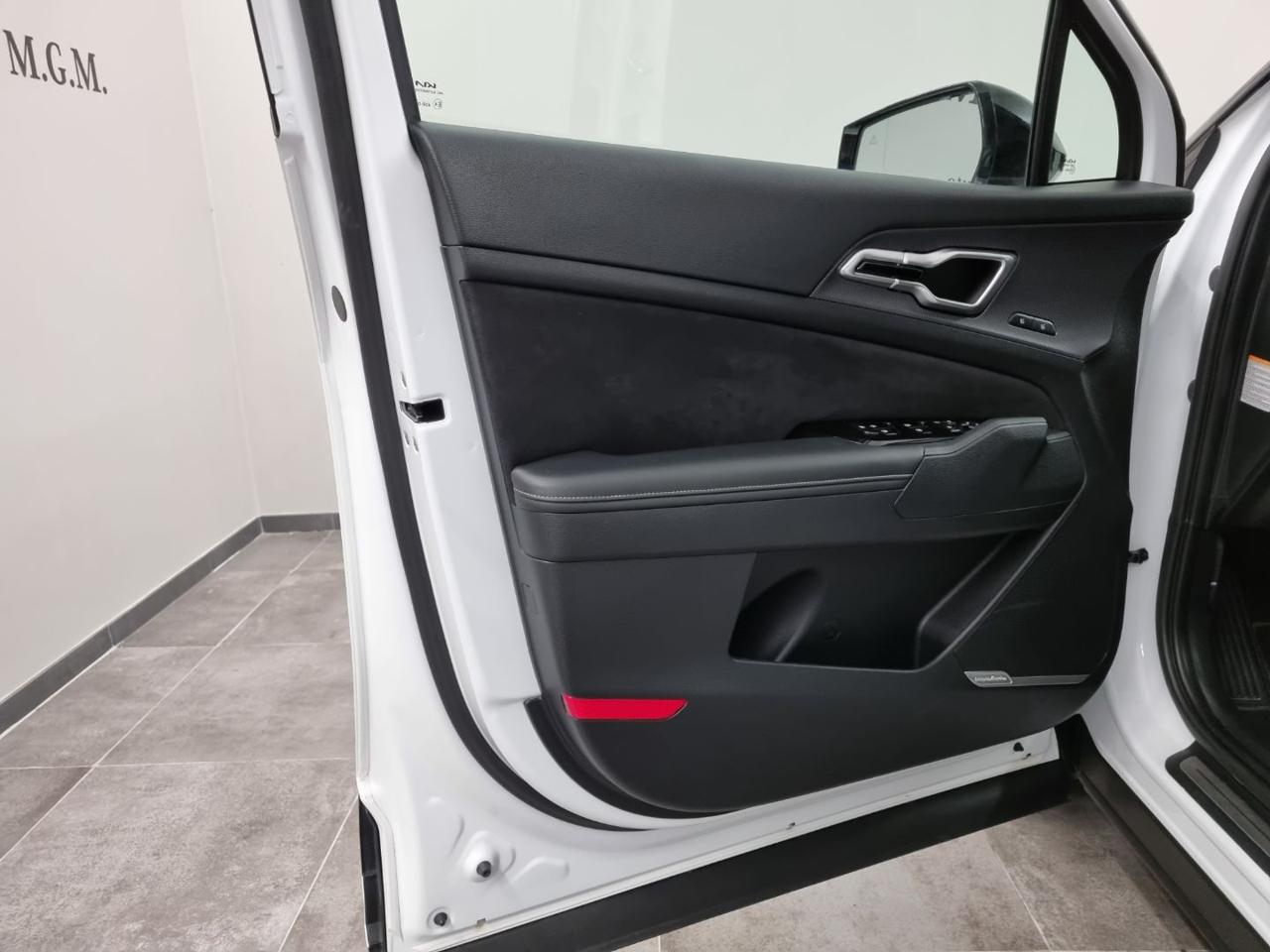 KIA Sportage 1.6 TGDi HEV AT GT-line - 45